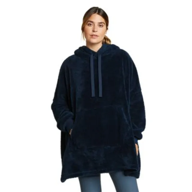 Eddie Bauer Women's Quest Plush Blanket Hoodie - Image 3
